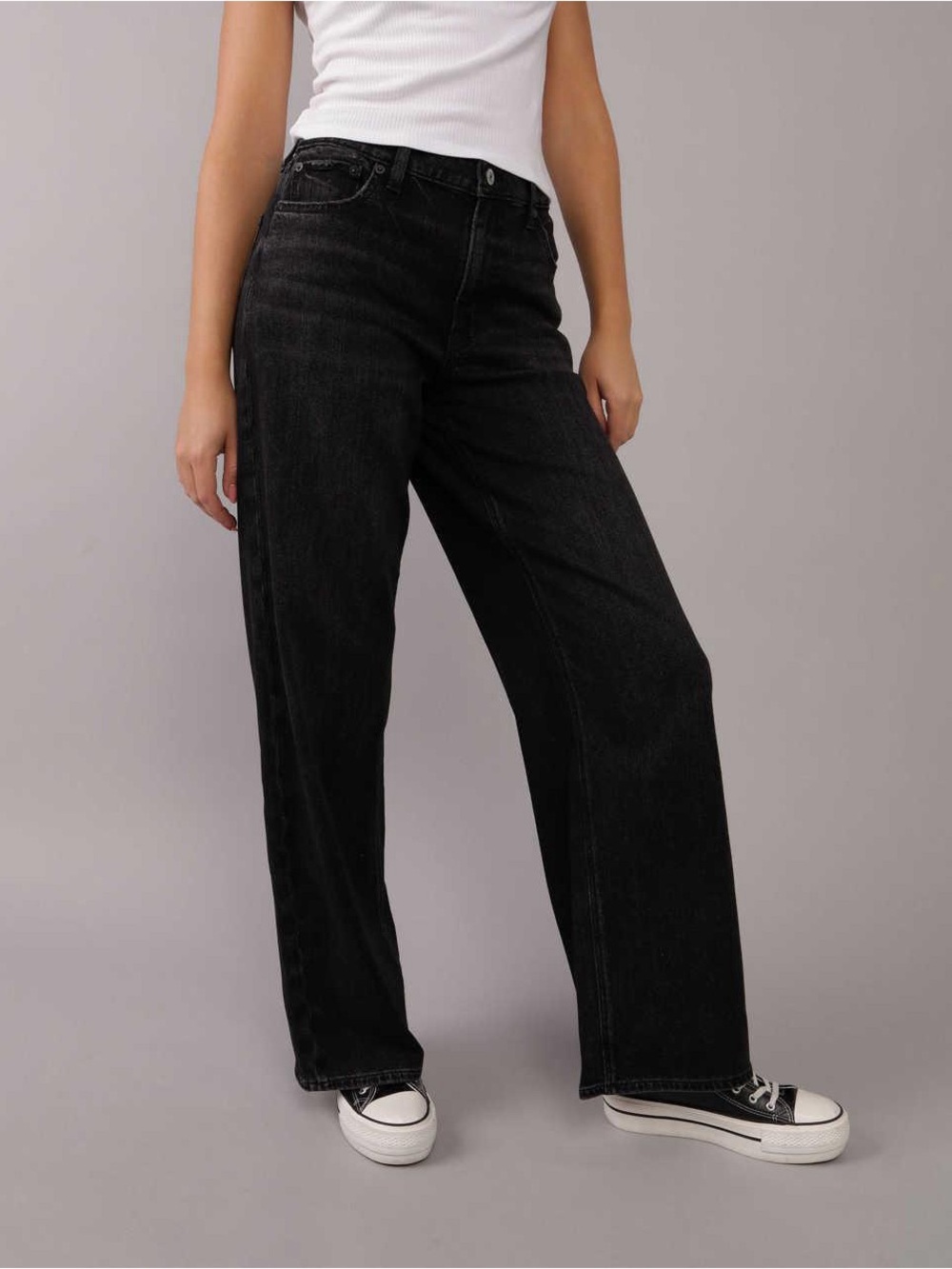 AE Curvy Dreamy Drape Super High-Waisted Baggy Wide-Leg‎ Jeans - Black Size 6
